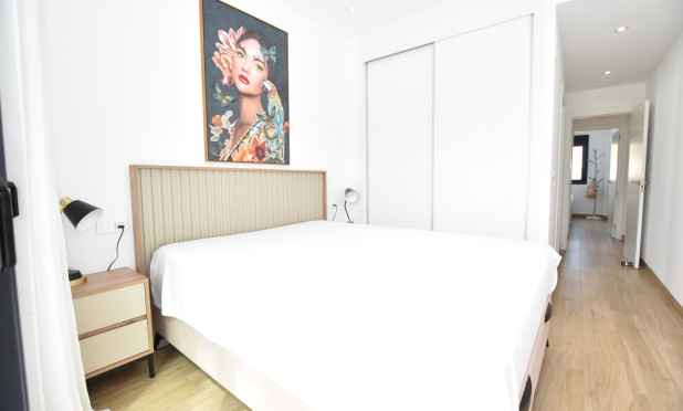 Resale - Apartment / flat - Torrevieja - Los Balcones