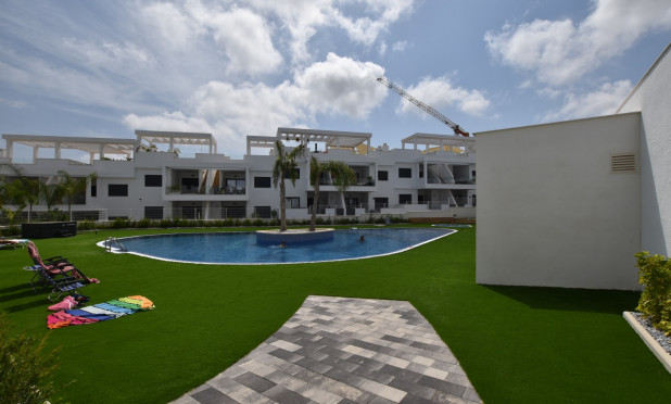 Resale - Apartment / flat - Torrevieja - Los Balcones