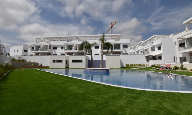 Resale - Apartment / flat - Torrevieja - Los Balcones