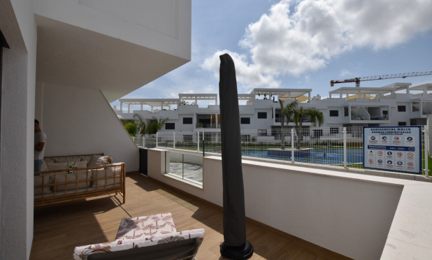 Resale - Apartment / flat - Torrevieja - Los Balcones