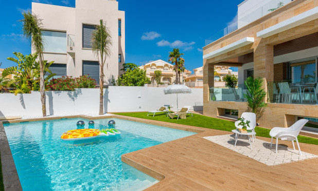 Obra nueva - Villa - Ciudad Quesada