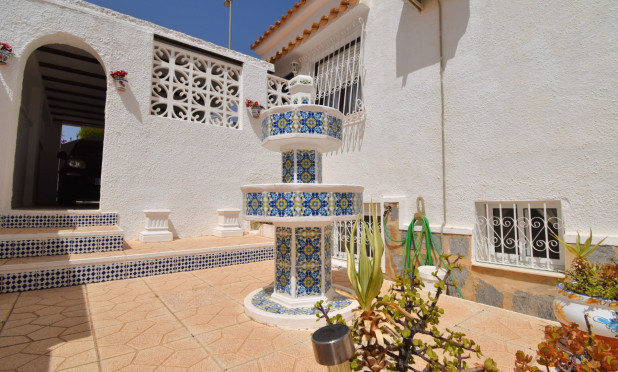 Wiederverkauf - Detached Villa - Orihuela Costa - Villamartin