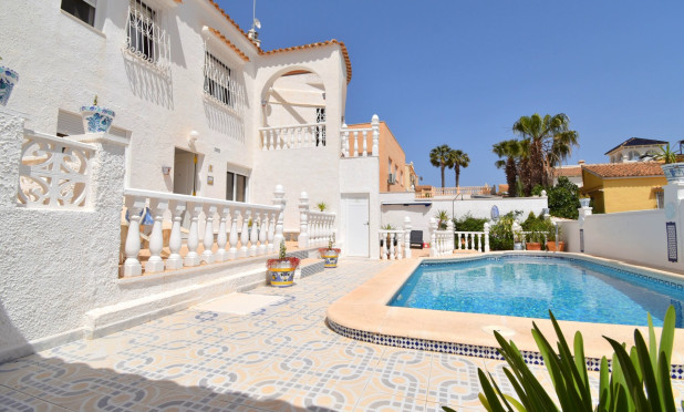 Herverkoop - Detached Villa - Orihuela Costa - Villamartin