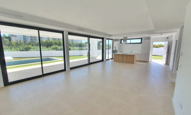 Neue Gebäude - Villa - Manilva