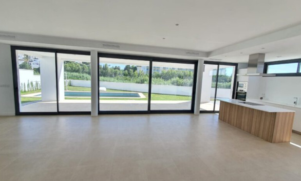 Neue Gebäude - Villa - Manilva