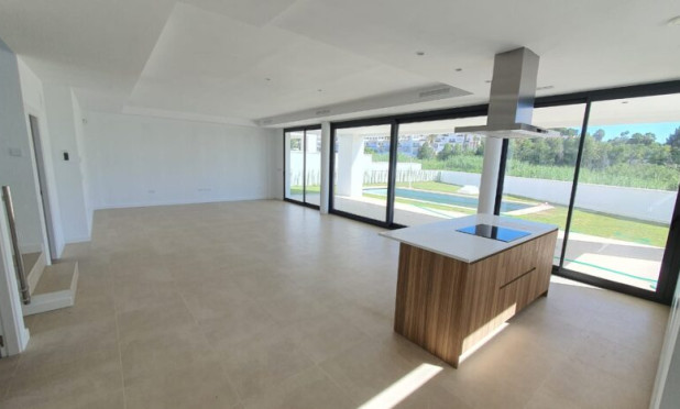 Neue Gebäude - Villa - Manilva