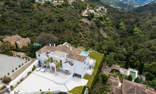 Neue Gebäude - Villa - Benahavis - Benahavís