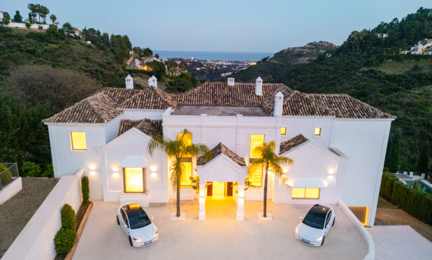 Neue Gebäude - Villa - Benahavis - Benahavís