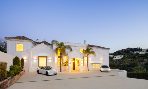 Neue Gebäude - Villa - Benahavis - Benahavís