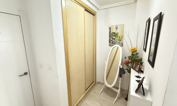 Wiederverkauf - Wohnung - Orihuela Costa - La Zenia