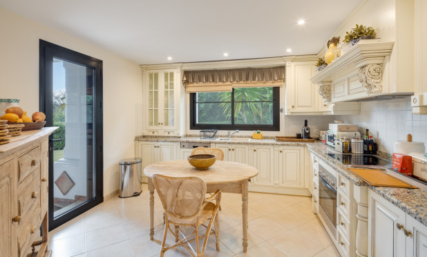 Obra nueva - Villa - Benahavis - Benahavís