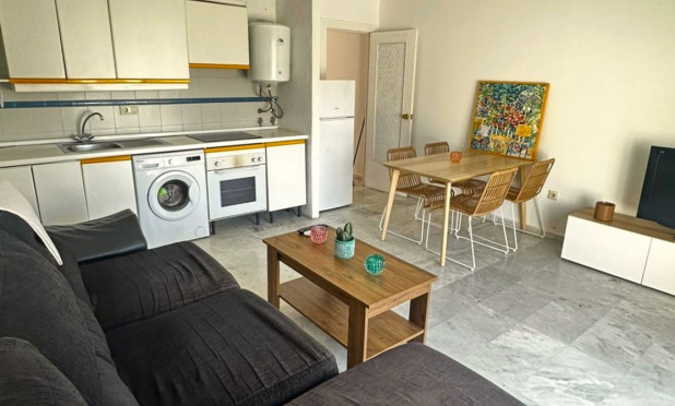 Resale - Apartment / flat - Benidorm - Zona de Poniente