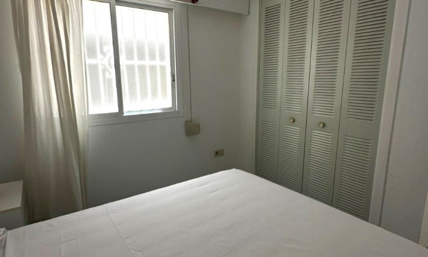 Resale - Apartment / flat - Benidorm - Zona de Poniente