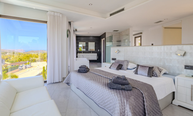 Resale - Villa - Jávea - Cansalades