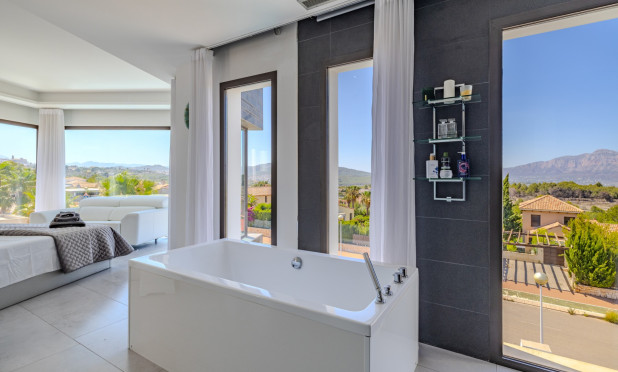 Resale - Villa - Jávea - Cansalades