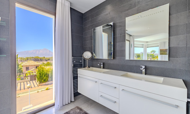 Resale - Villa - Jávea - Cansalades