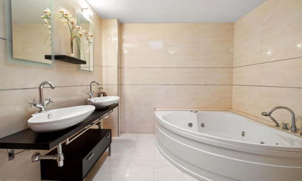 Resale - Villa - Rojales