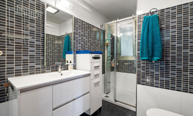 Resale - Villa - Rojales