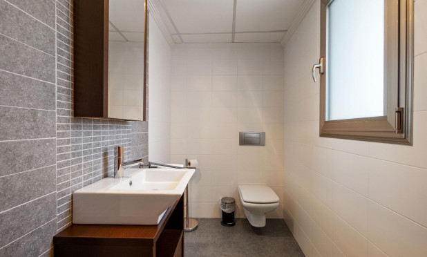 Resale - Villa - Rojales