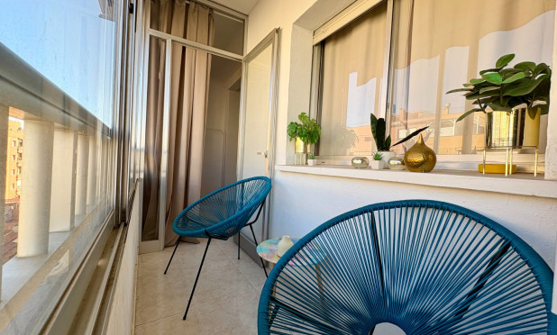 Resale - Apartment / flat - Denia - Dénia