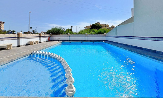 Resale - Apartment / flat - Orihuela Costa - La Zenia