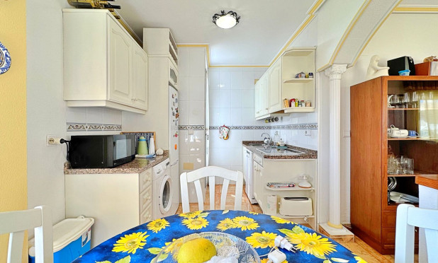 Resale - Apartment / flat - Orihuela Costa - La Zenia