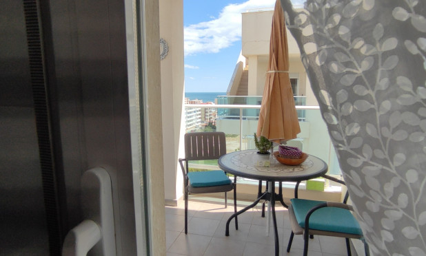 Reventa - Apartamento / piso - Piles - Playa