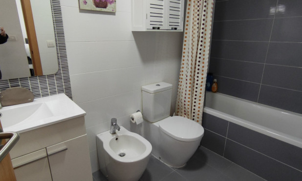 Reventa - Apartamento / piso - Piles - Playa