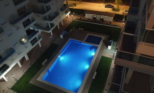 Reventa - Apartamento / piso - Piles - Playa