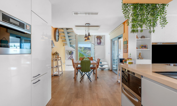 Herverkoop - Villa - Benijofar