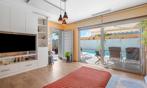 Herverkoop - Villa - Benijofar