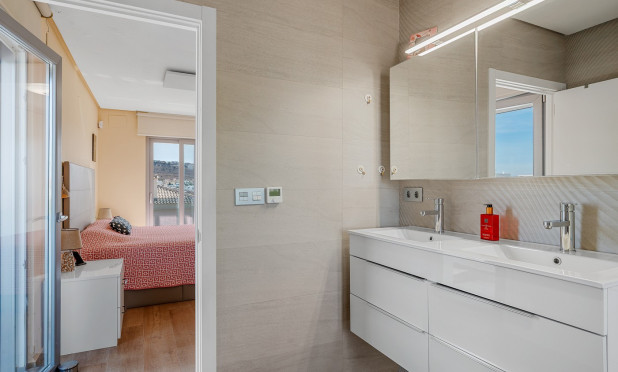 Herverkoop - Villa - Benijofar