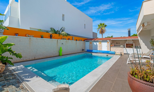 Herverkoop - Villa - Benijofar