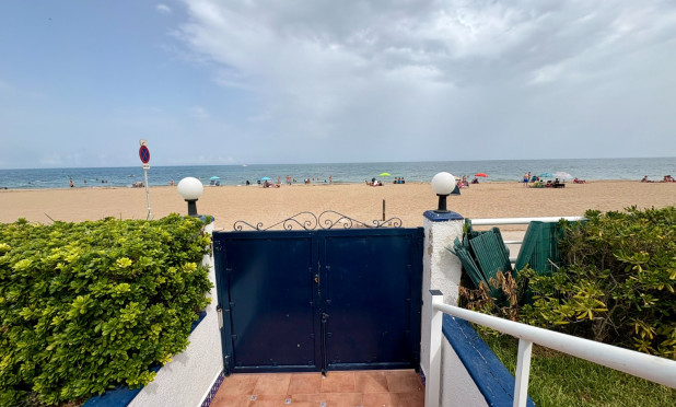 Resale - Apartment / flat - Denia - Les Marines - Las Marinas