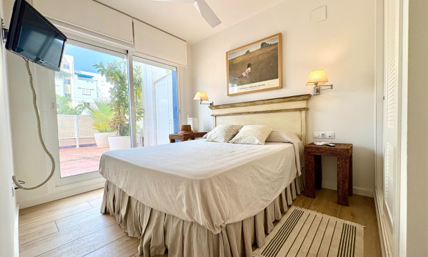 Resale - Apartment / flat - Denia - Les Marines - Las Marinas