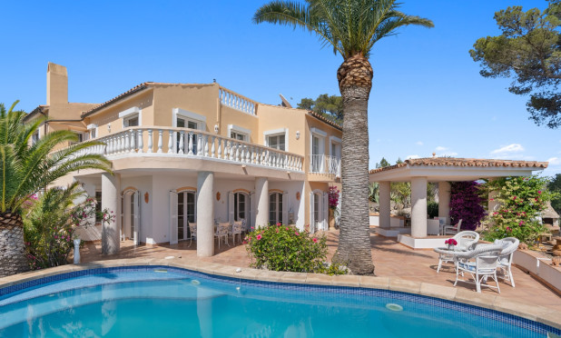 Resale - Villa - Port d'Andratx - Andratx
