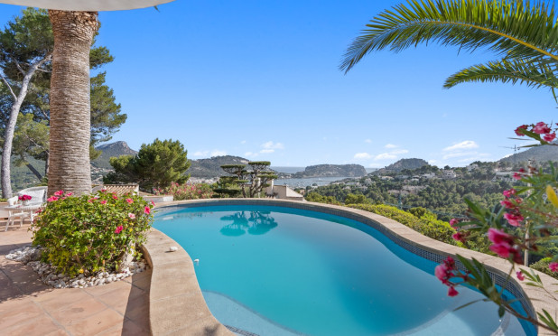 Resale - Villa - Port d'Andratx - Andratx