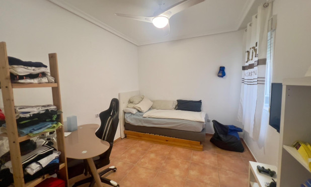 Resale - Apartment / flat - Benejúzar - Comunidad valenciana