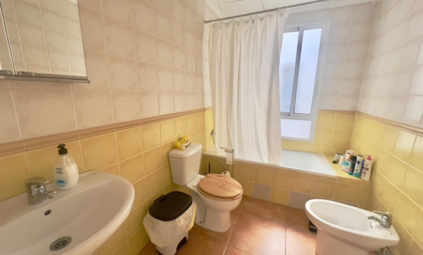 Resale - Apartment / flat - Benejúzar - Comunidad valenciana