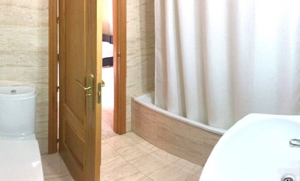 Resale - Apartment / flat - Villajoyosa - Cala de Villajoyosa