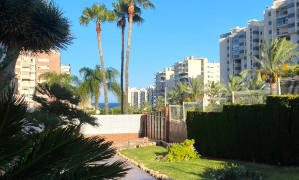 Resale - Apartment / flat - Villajoyosa - Cala de Villajoyosa