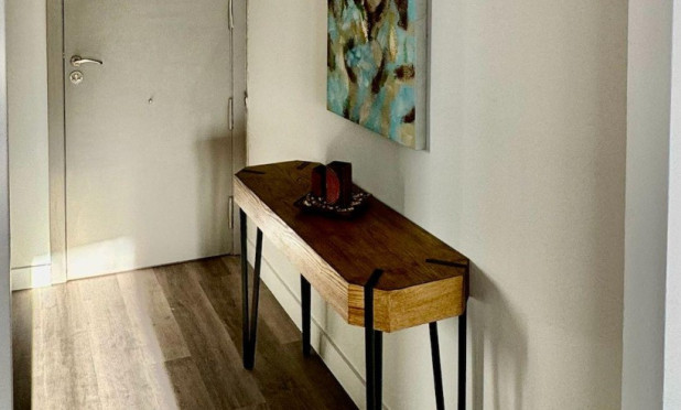 Wiederverkauf - Wohnung - Vergel