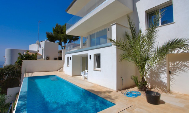 Resale - Villa - Costa d'en Blanes - Calvià
