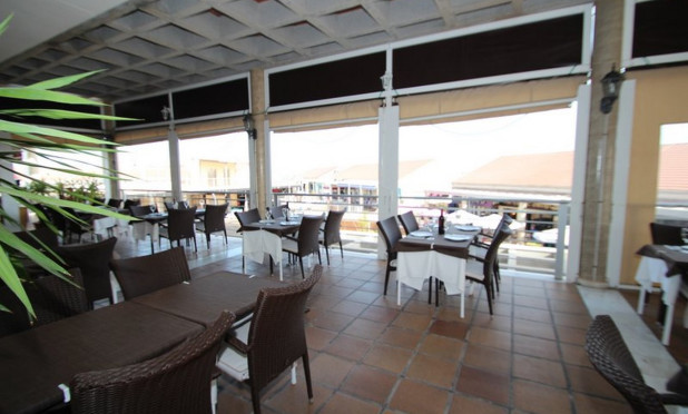 Revente - Commercial - Playa Flamenca