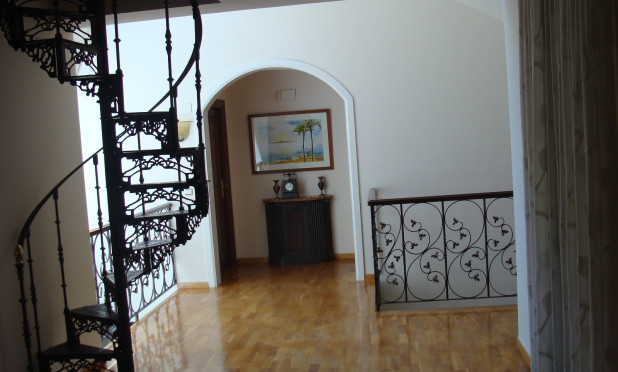 Reventa - Villa - Elche