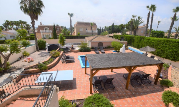 Resale - Villa - Ciudad Quesada - Pueblo Bravo