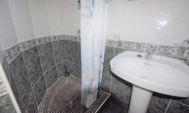 Resale - Villa - Ciudad Quesada - Pueblo Bravo