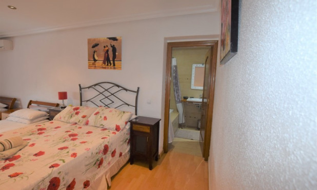 Resale - Villa - Ciudad Quesada - Pueblo Bravo