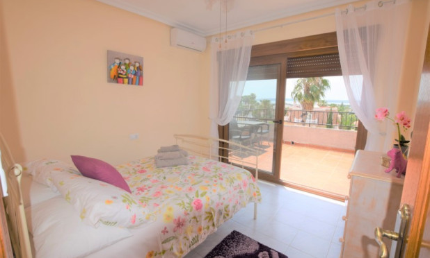 Resale - Villa - Ciudad Quesada - Pueblo Bravo