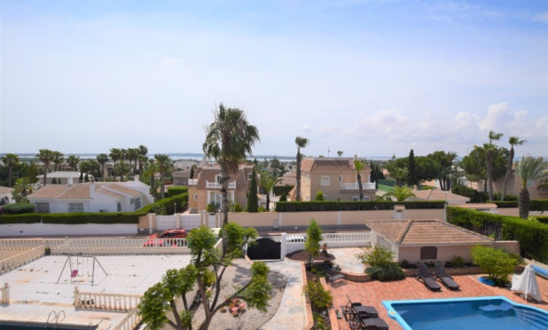 Resale - Villa - Ciudad Quesada - Pueblo Bravo